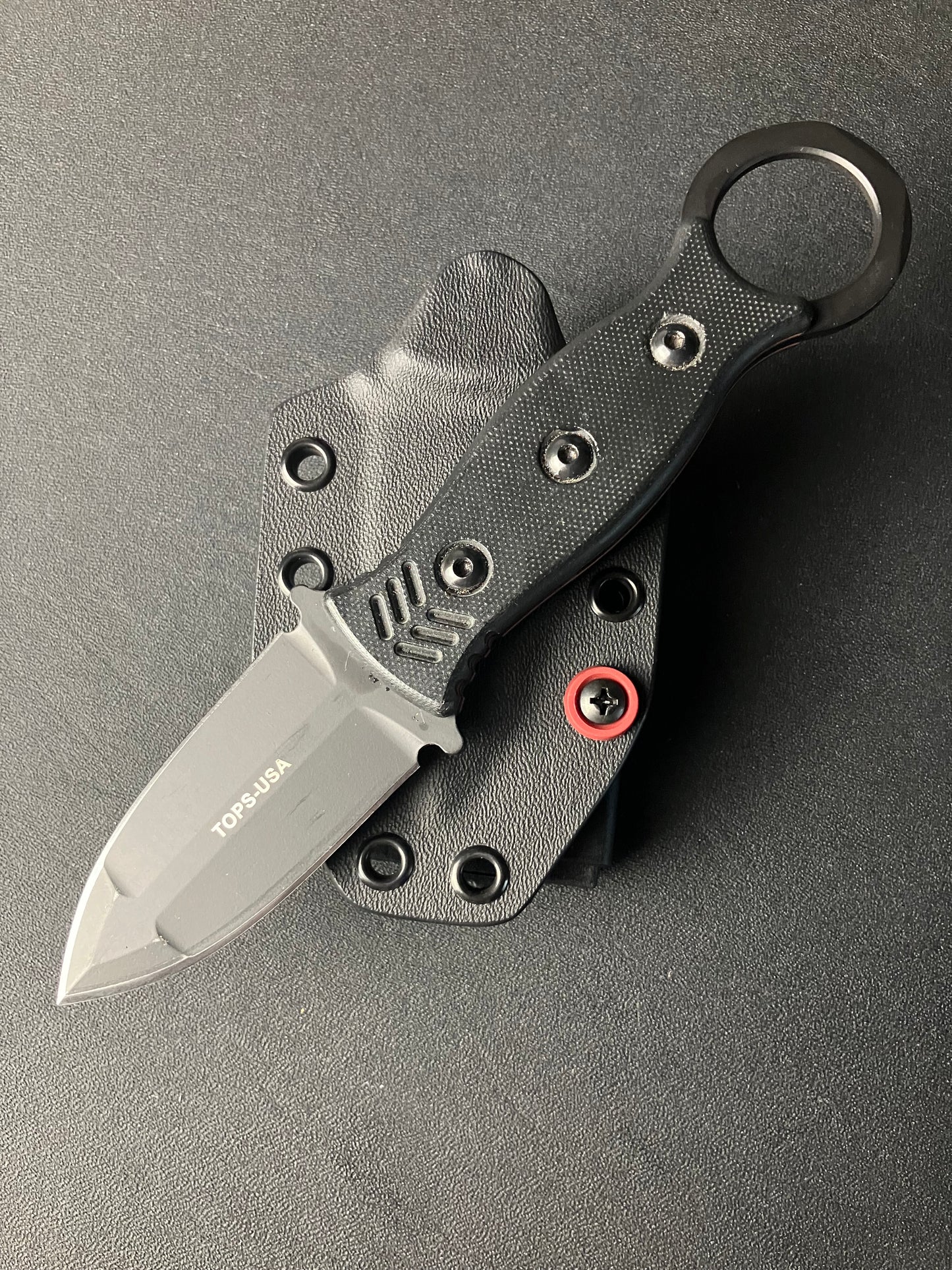 πͺ Custom Kydex Sheath for the TOPS ICE Dagger β Black & Blood Red Beast Mode! ππ₯