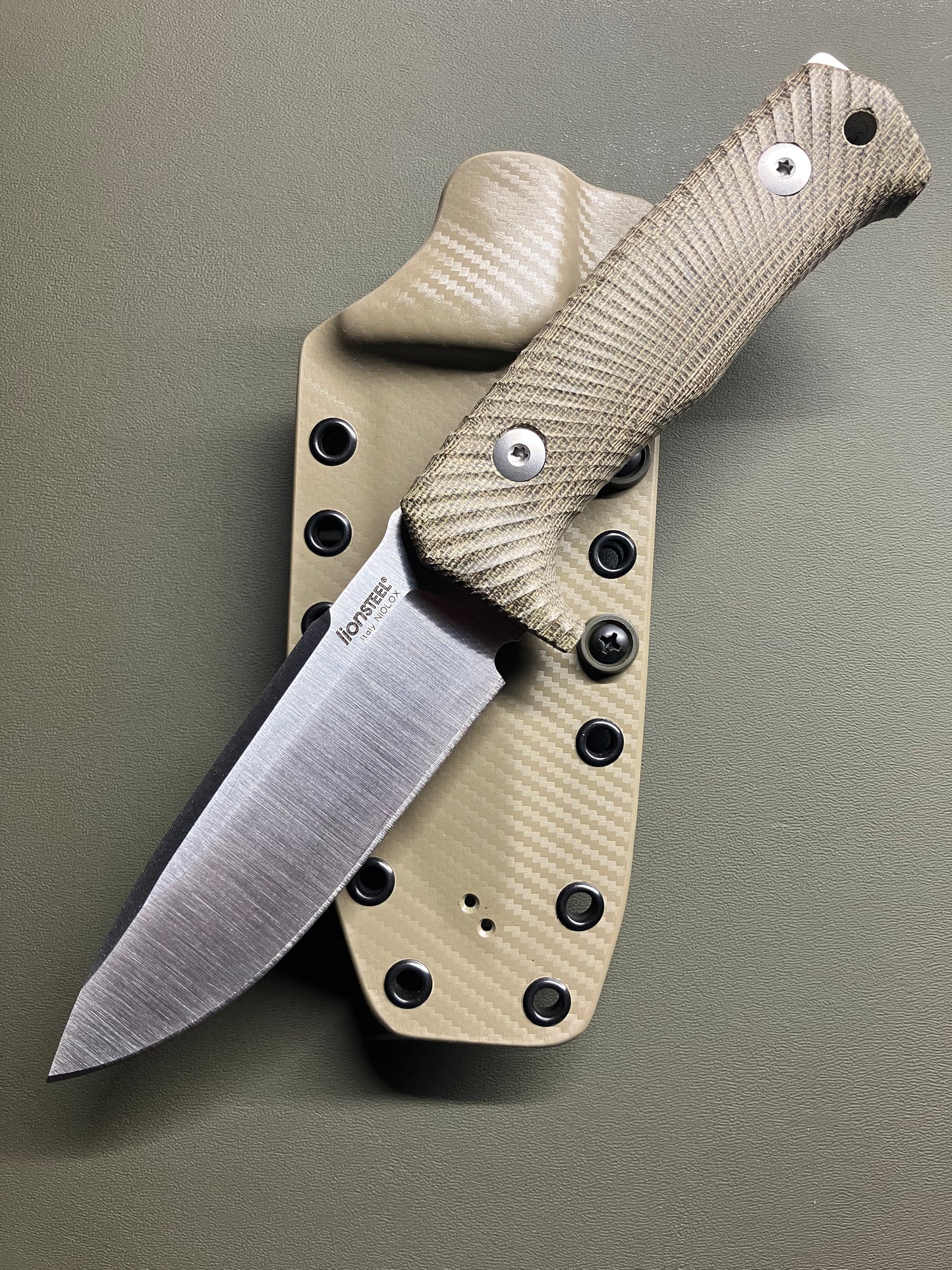 🦁 LionSteel T5 w/ Custom Kydex Sheath – Niolox Steel Meets Combat-Ready Class 💥